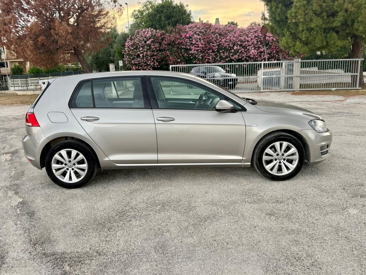 Golf 7 1.4 TGi euro6B neopatentati unipro Bluemotion