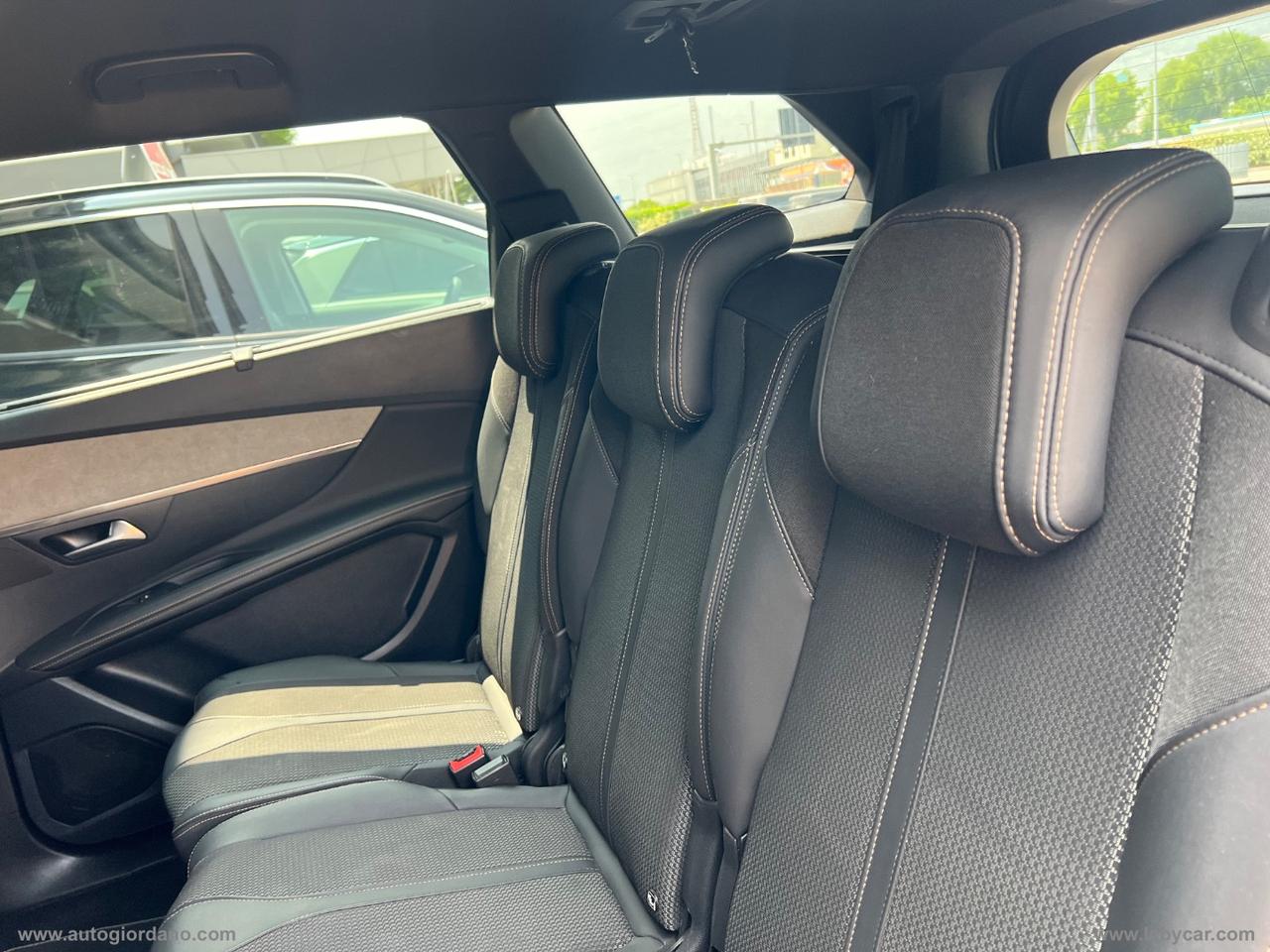 PEUGEOT 5008 BlueHDi 130 S&S EAT8 GT