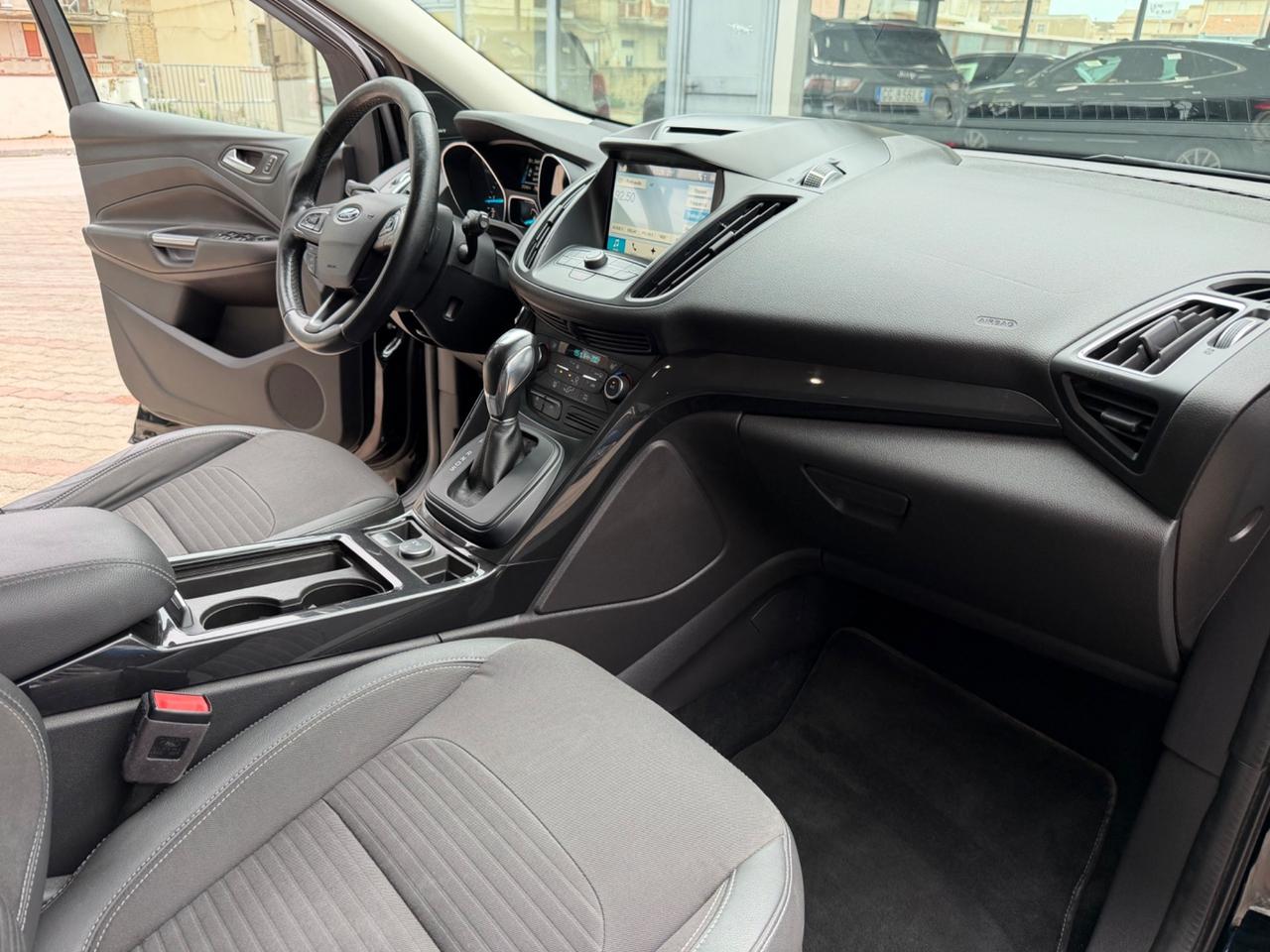 Ford Kuga 1.5 TDCI 120 CV Powershift Titanium 2018