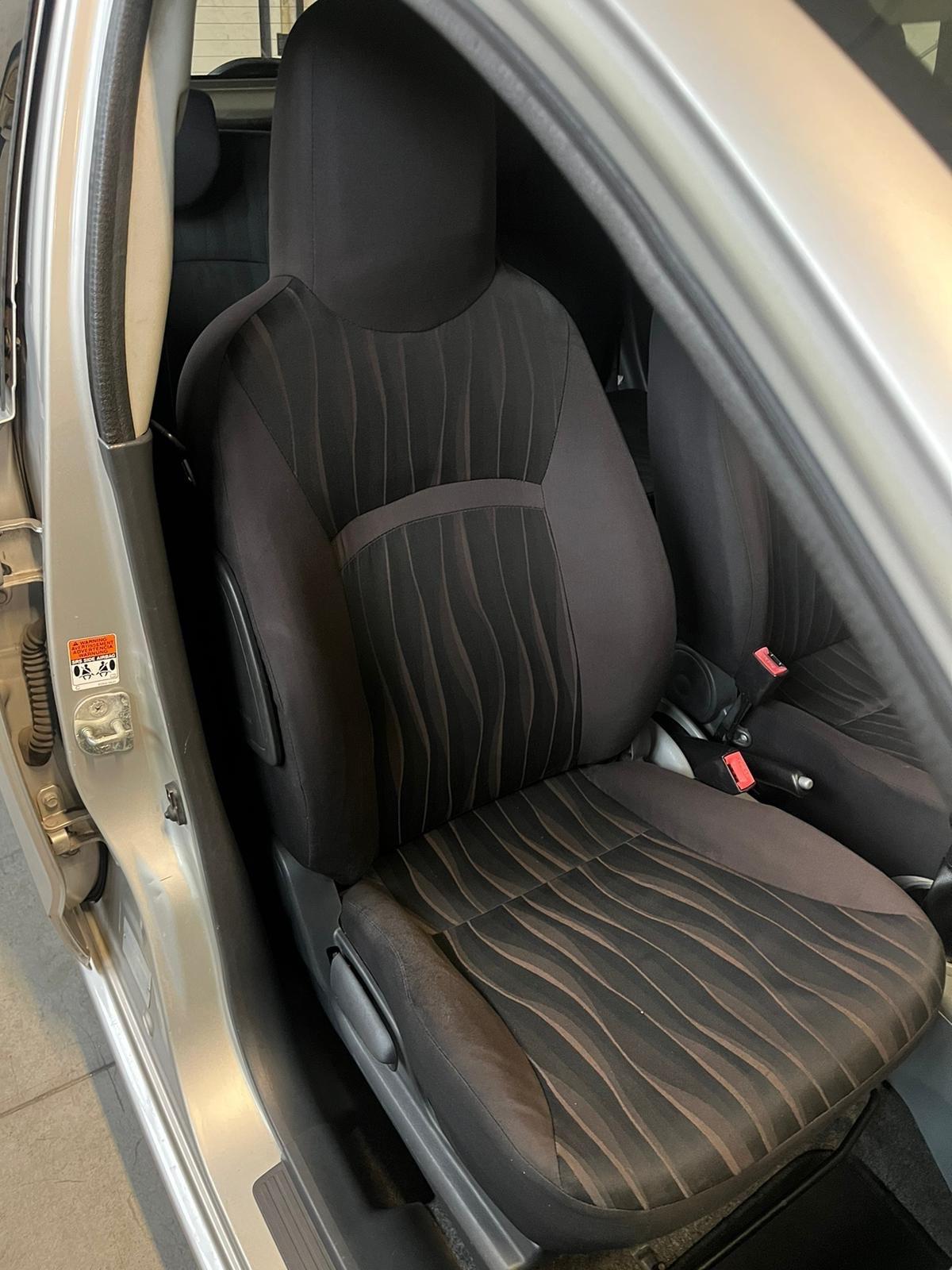 Nissan Pixo 1.0 benzina 5 porte Fun