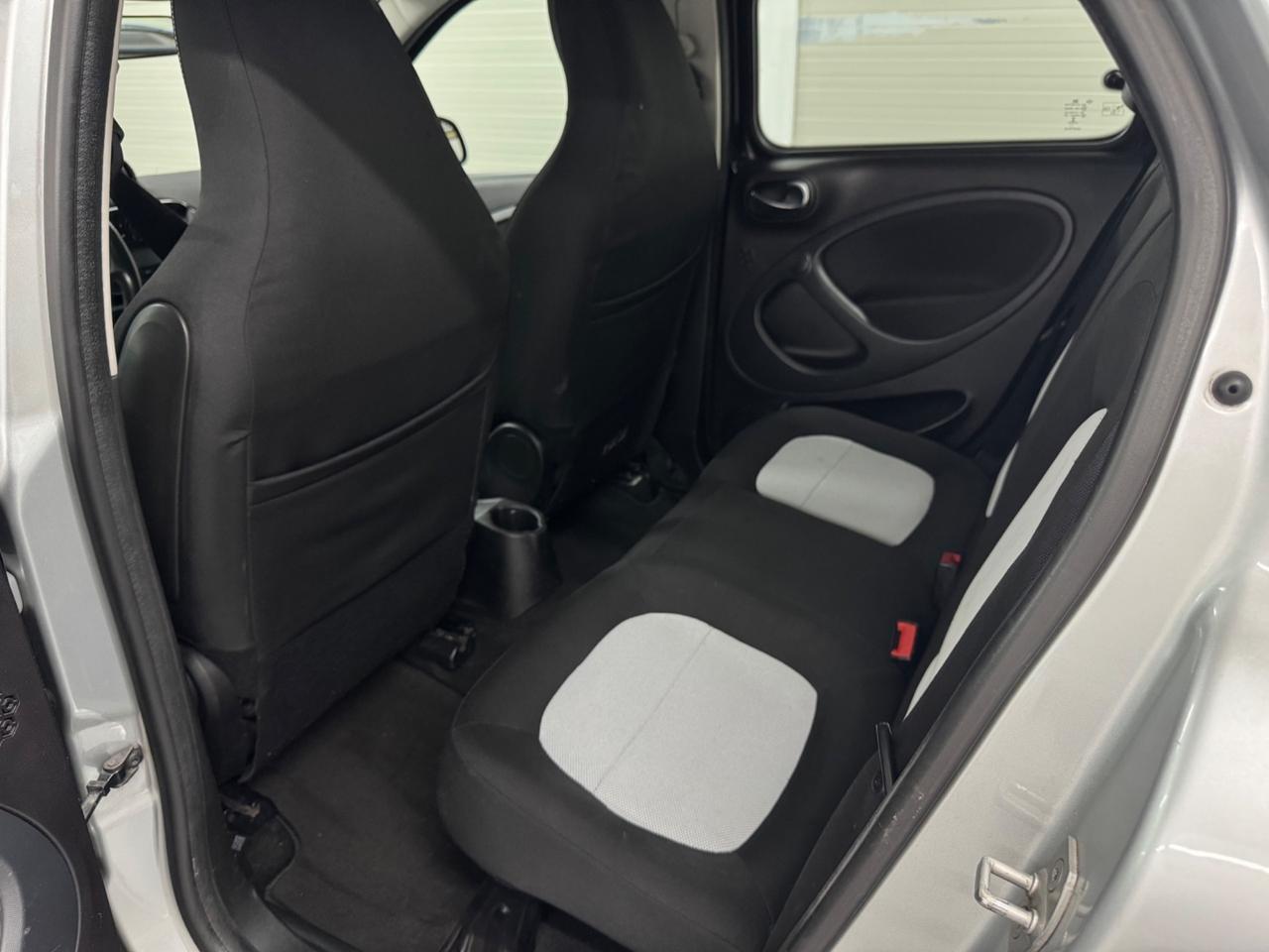 Smart ForFour 70 1.0 Passion