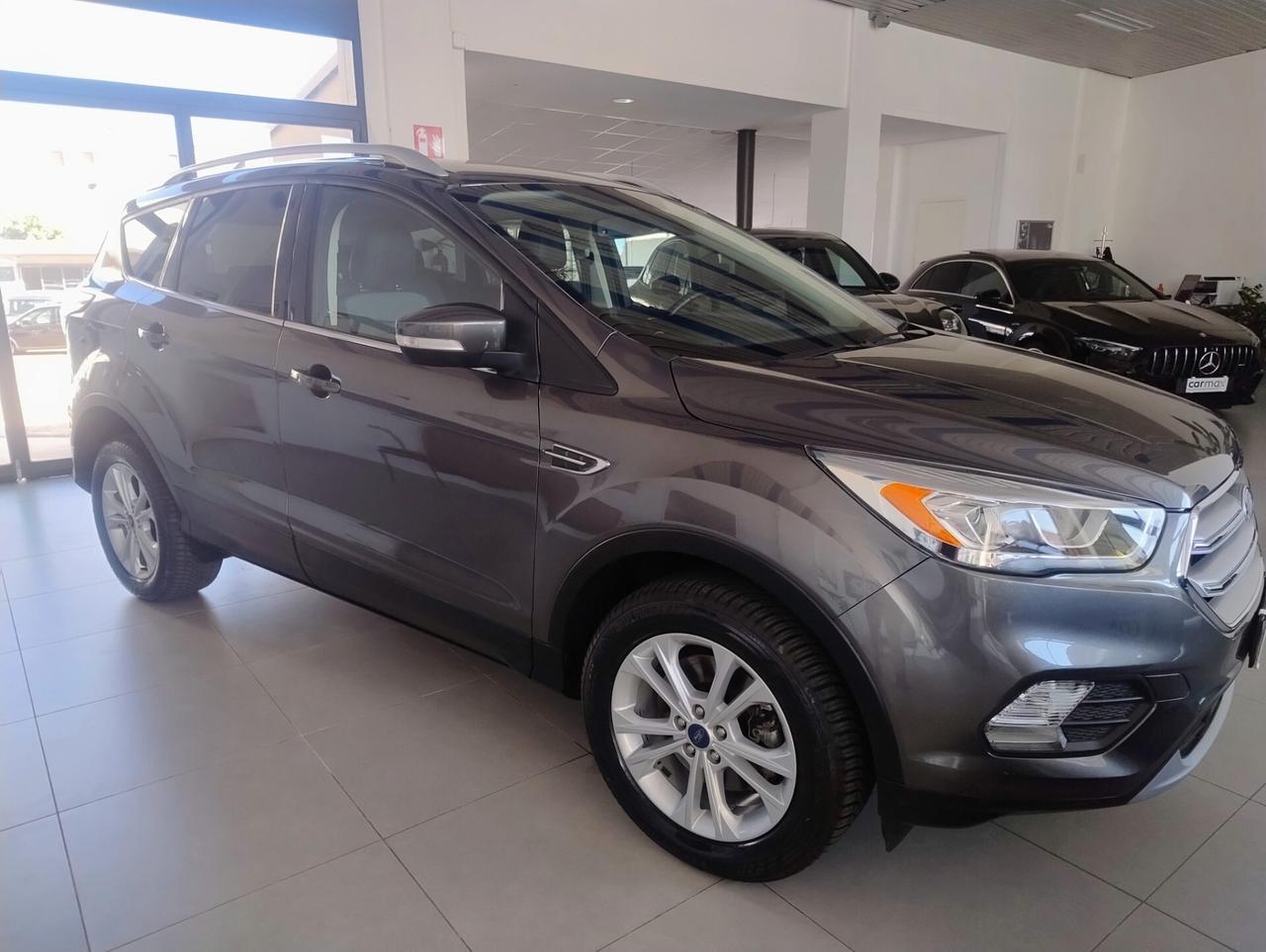 Ford Kuga 1.5 TDCI 120 CV S&S 2WD Titanium