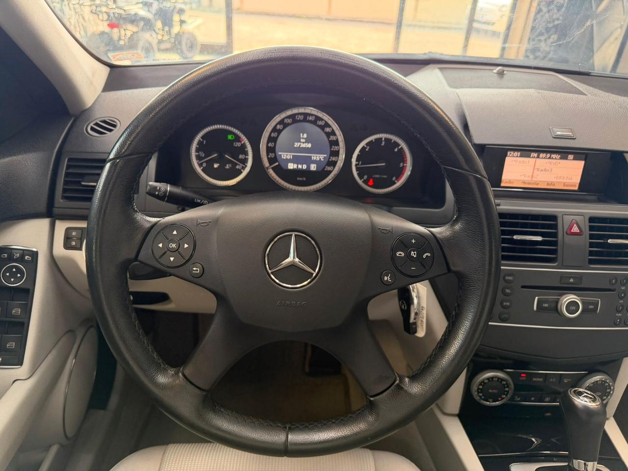 Mercedes-benz C 220 CDI BlueEFFICIENCY Avantgarde