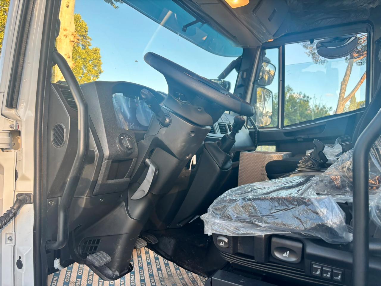 Iveco eurocargo 180E320 K nuovo cambio manuale
