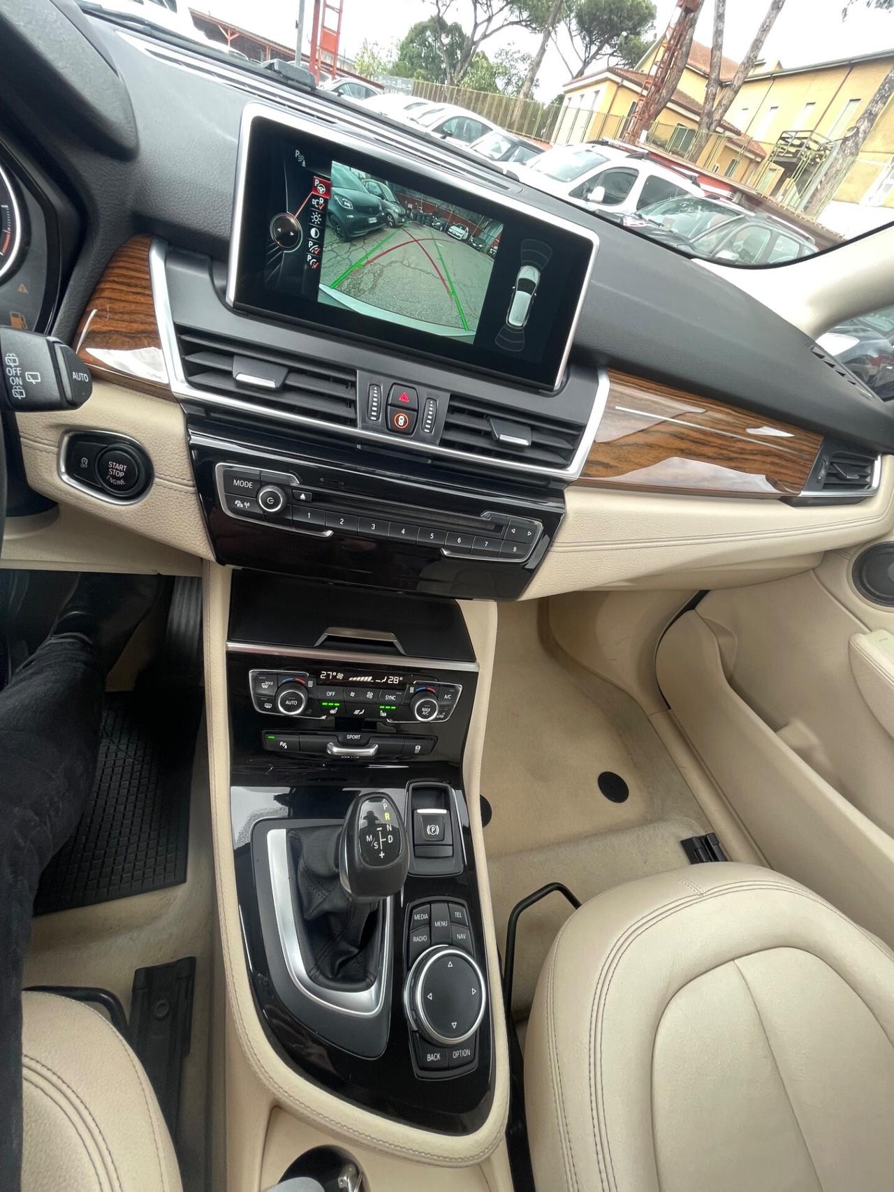 218d Active Tourer Luxury-STRAFULL -UNIPRO-RATE