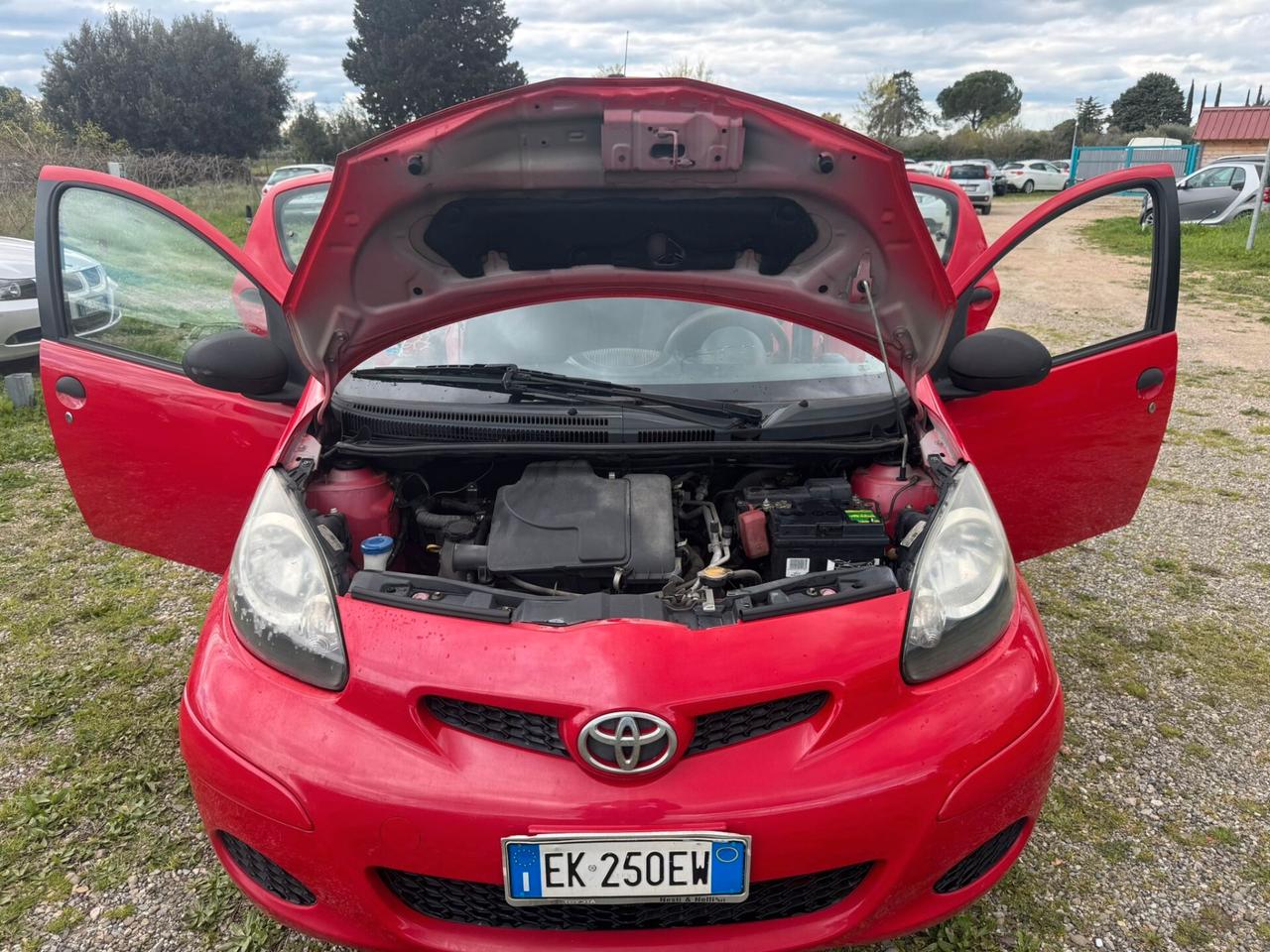 Toyota Aygo 1.0 Benz 5porte 11 SOLO 118.000 KM