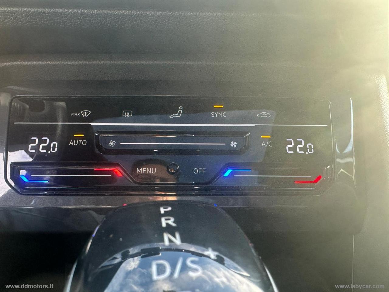 VOLKSWAGEN Tiguan 2.0 TDI 200CV SCR DSG 4MOT.R-Line RLINE/4MOTION