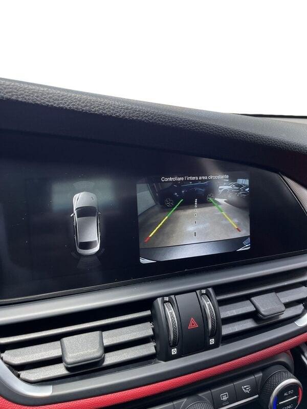 Alfa Romeo Giulia 2.2 Turbodiesel 190 CV AT8 B-Tech