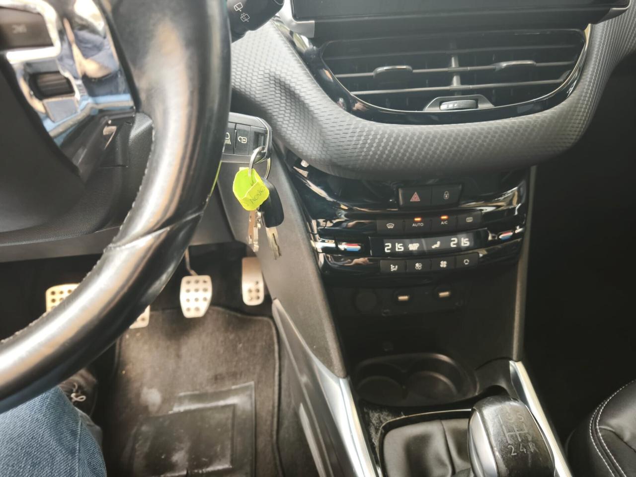 Peugeot 2008 1.6 VTi 120CV Allure
