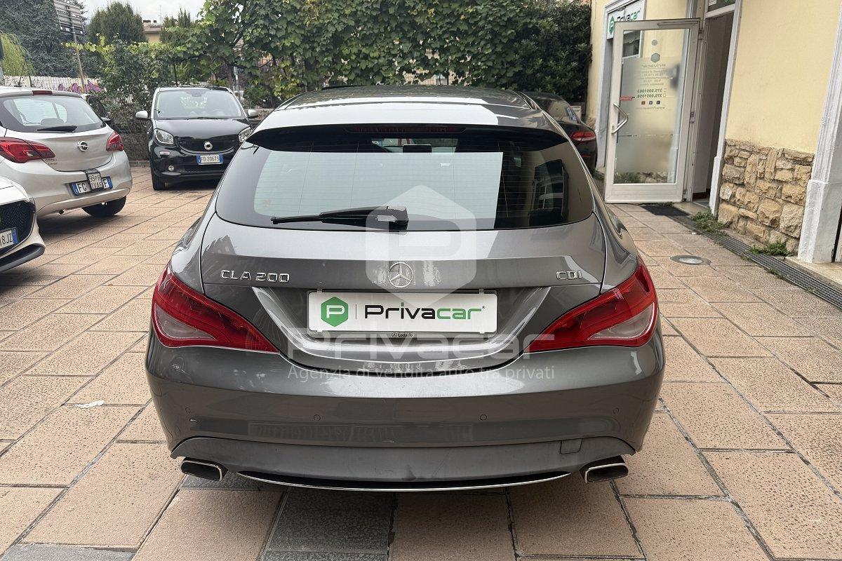MERCEDES CLA 200 CDI S.W. Business