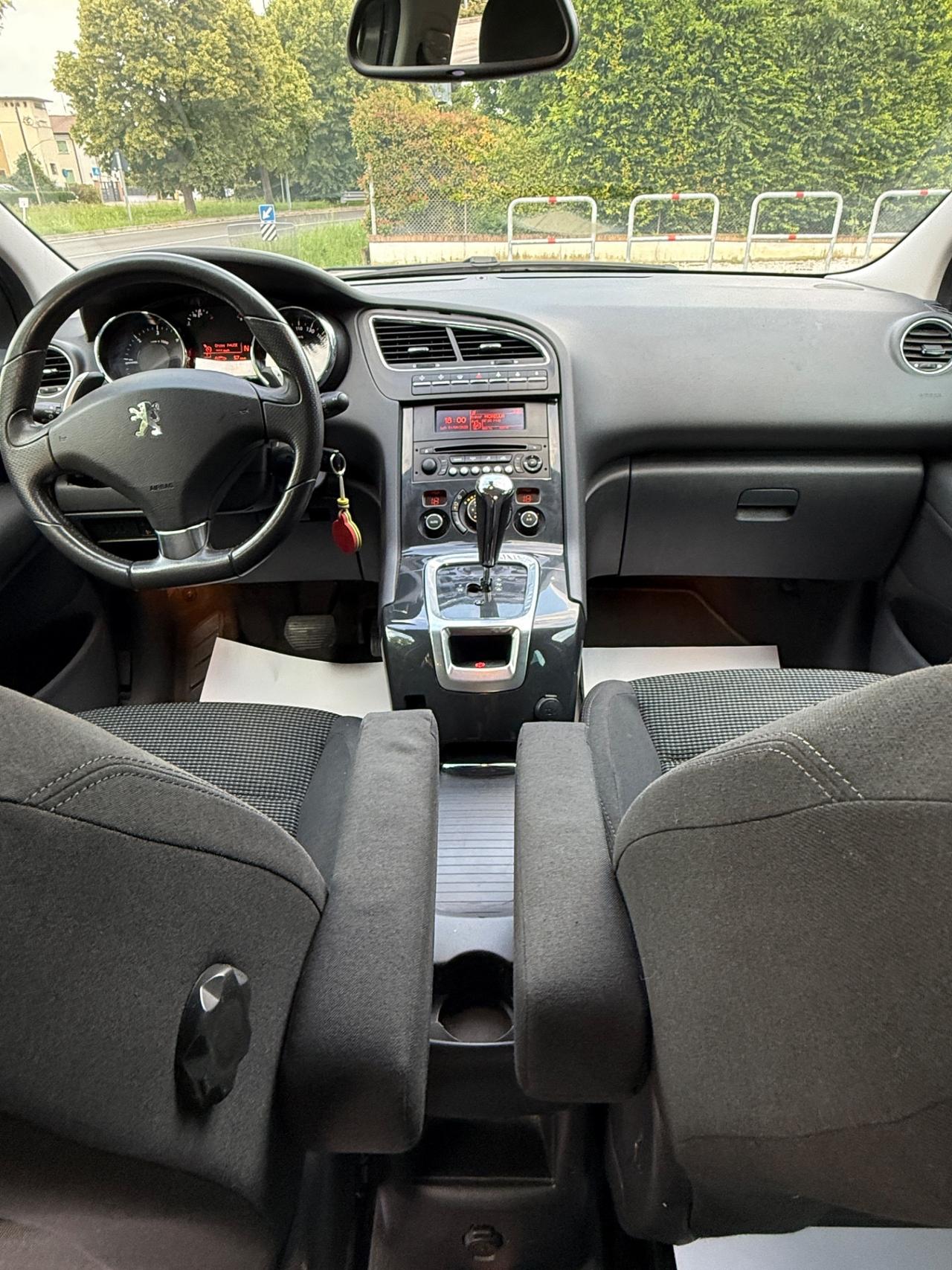 Peugeot 5008 1.6 e-HDi 112CV Stop&Start Active