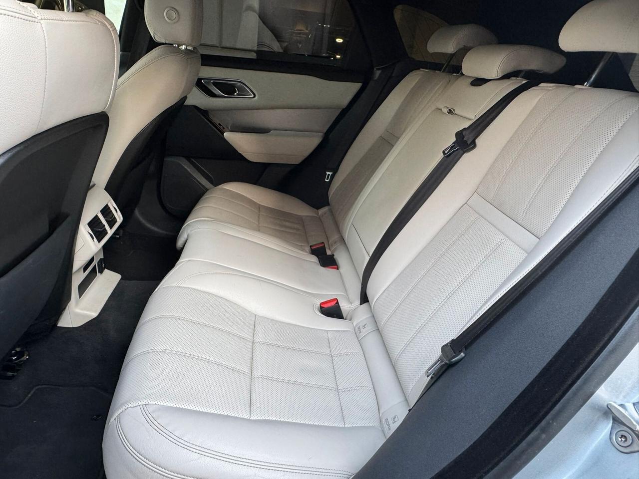 Land Rover Range Velar 2.0D I4 240 CV R-Dynamic HSE