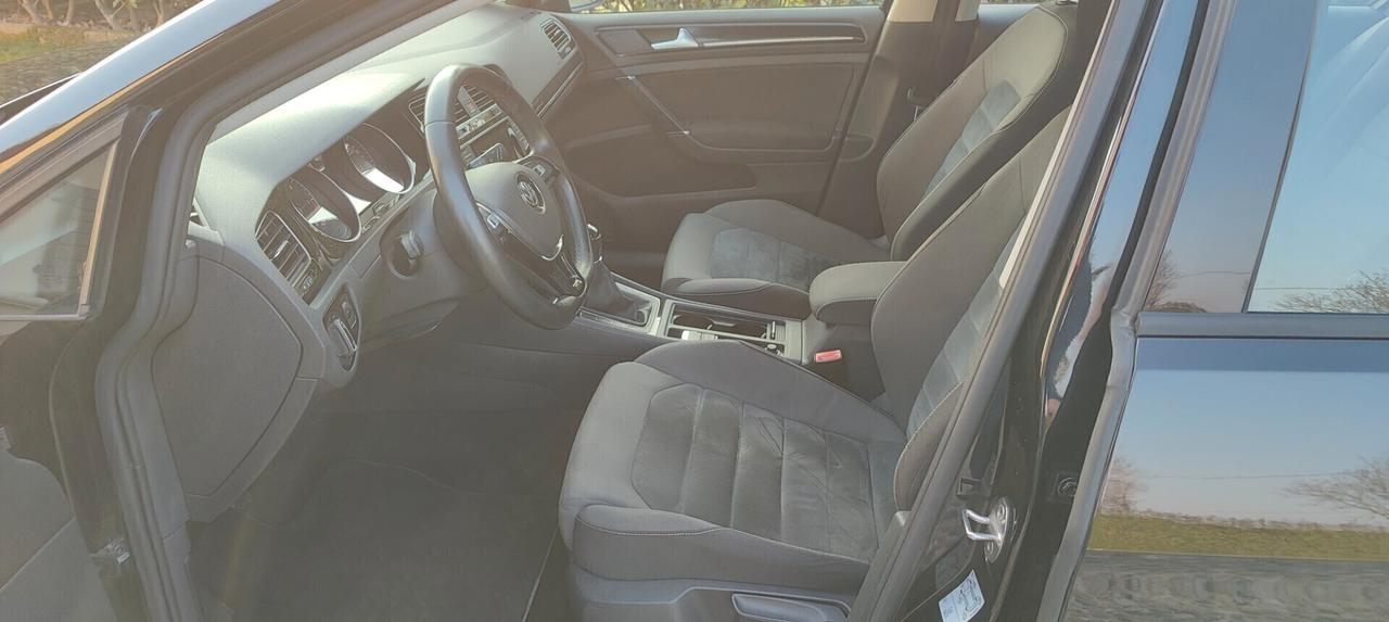Volkswagen Golf 1.6 TDI 5p. Highline BlueMotion Technology