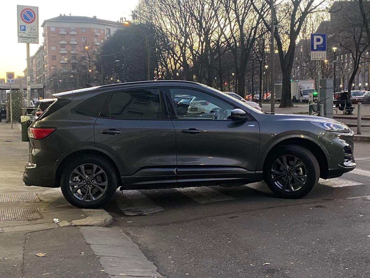 Ford Kuga 2.5 Duratec PHEV ST Line