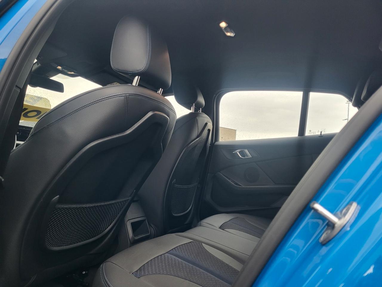 Bmw 118 118d 5p. Msport