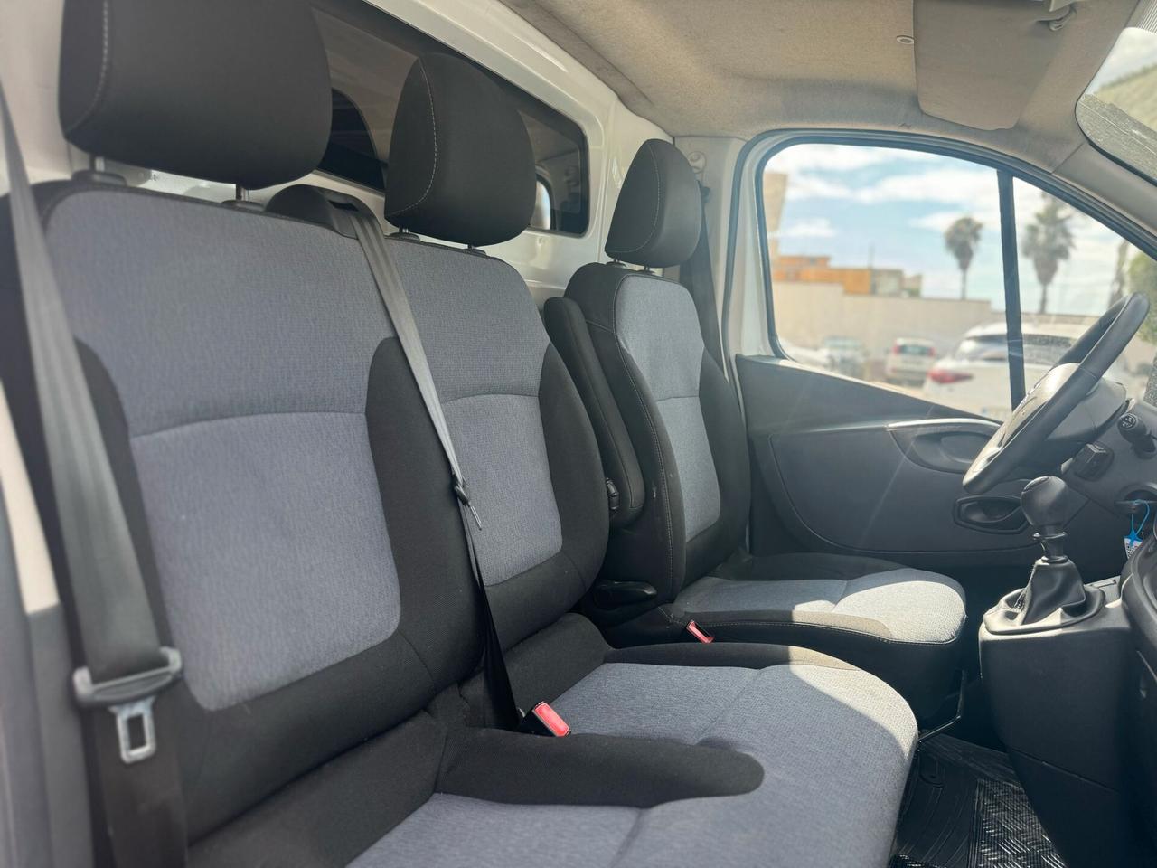 Opel Vivaro L2H1 1.6 125CV IVA ESPOSTA