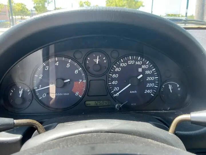 Mazda MX-5 1.9 Benzina Cabrio