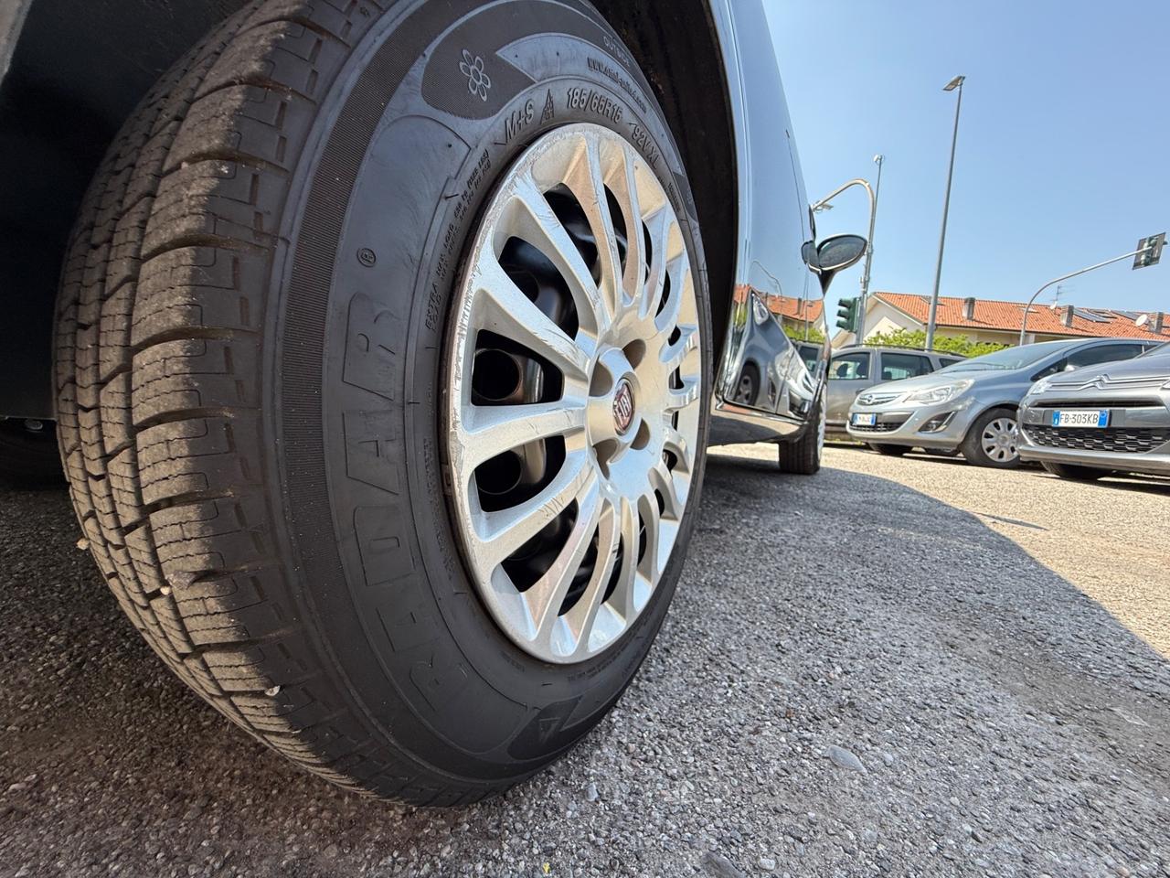 Fiat Punto 1.2 8V 5 porte Lounge