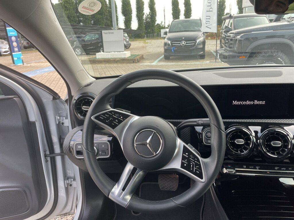 Mercedes Classe A 180 180 D Advanced 8G-DCT