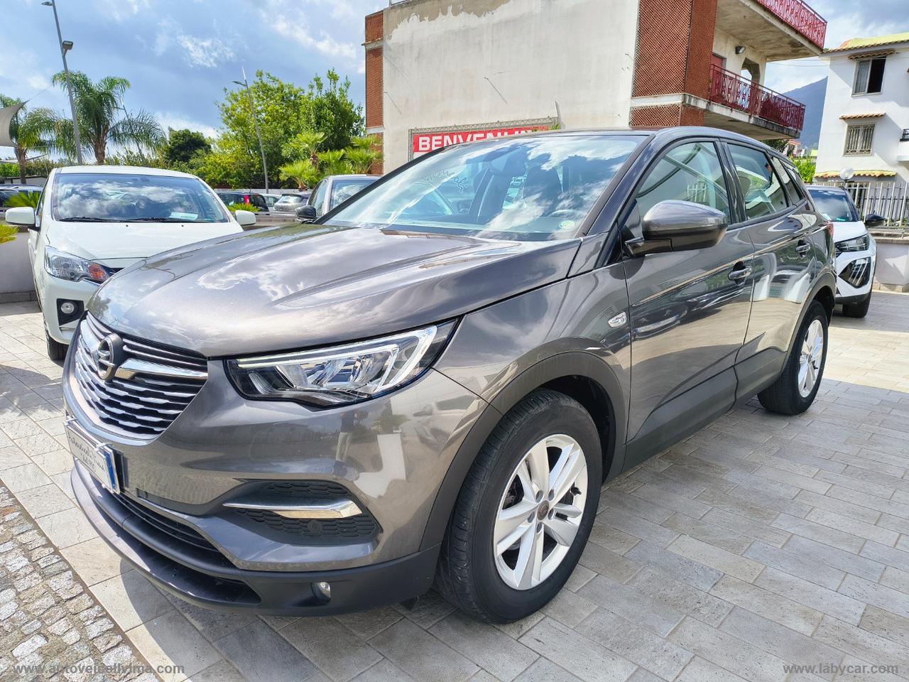 OPEL Grandland X 1.5 D Ecotec S&S Bus. Ed.