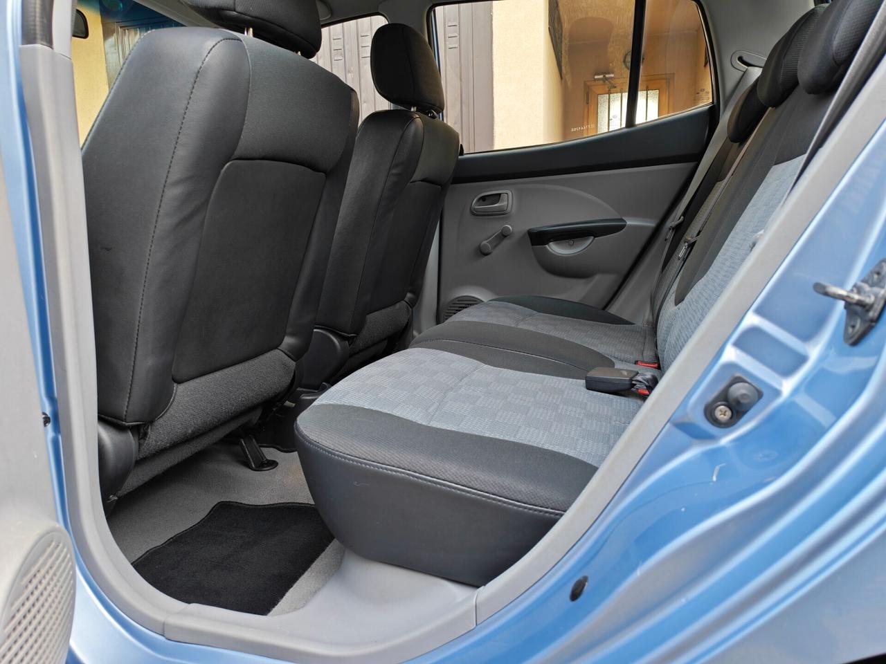 Kia Picanto 1.0 BENZINA 60cv / 50.000km / Neop.