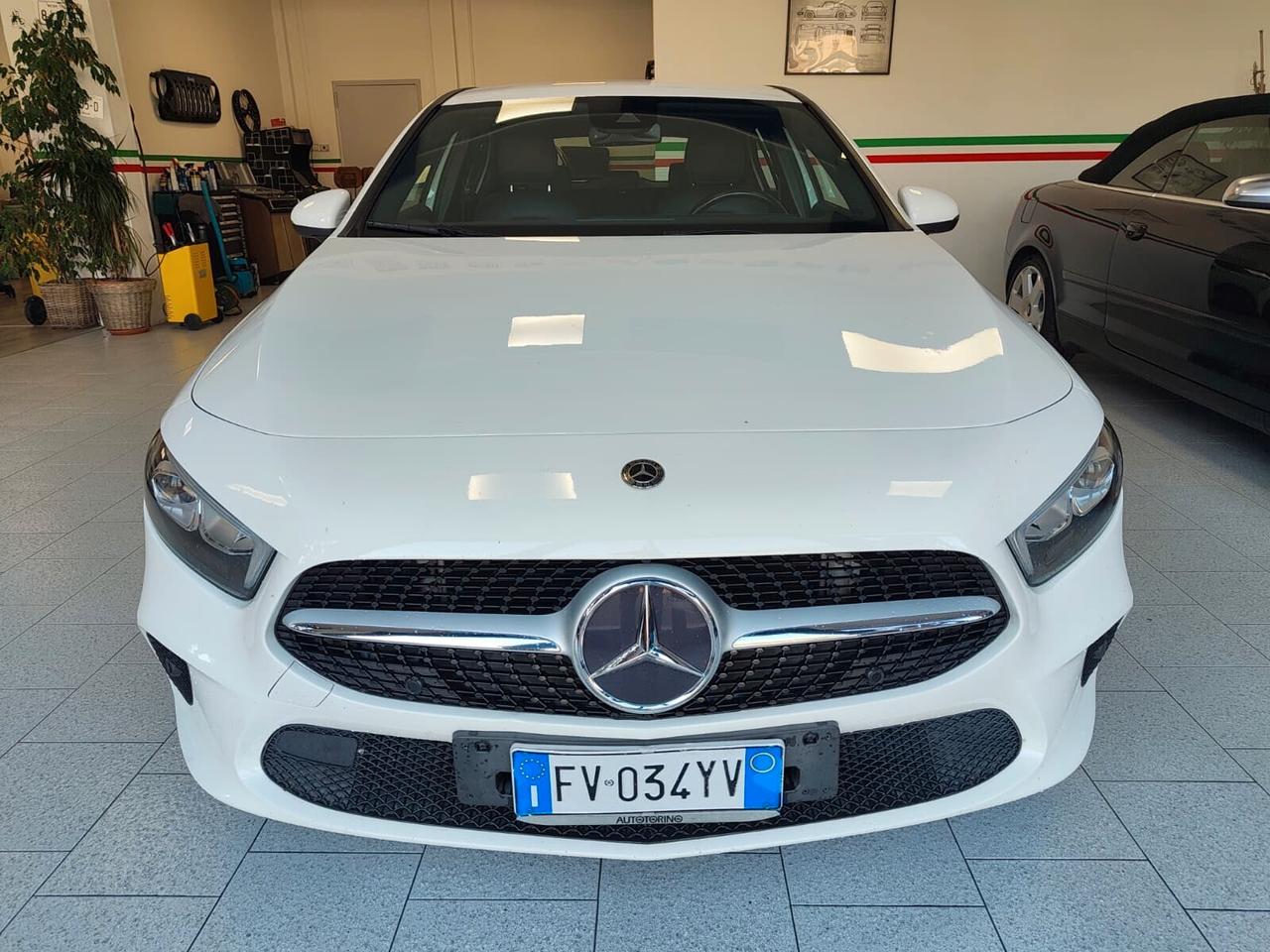 Mercedes-benz A180d AUTOMATICA NEOPATENTATI