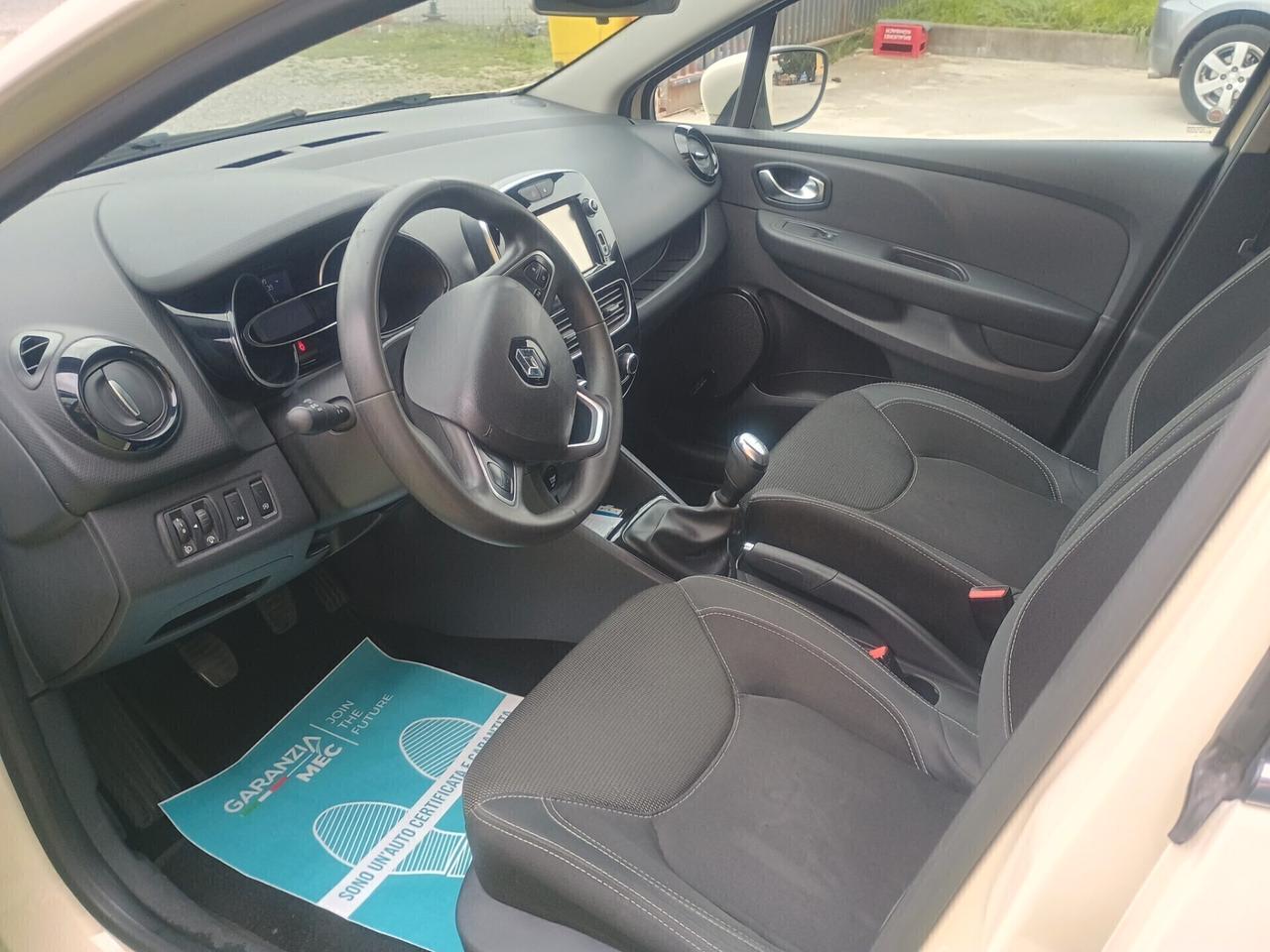 RENAULT CLIO AUTOCARRO EURO6B