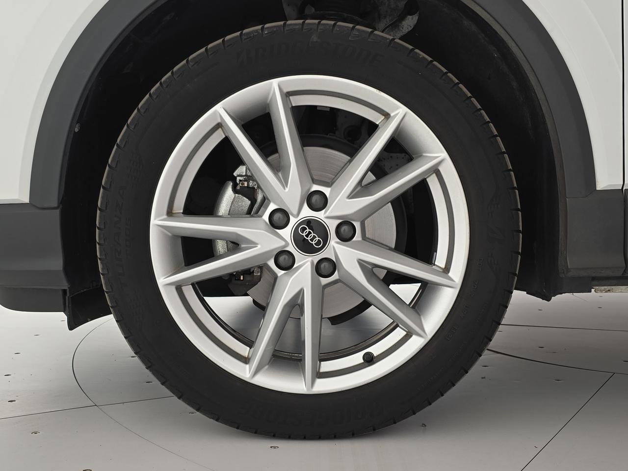 Audi Q2 30 1.0 tfsi admired
