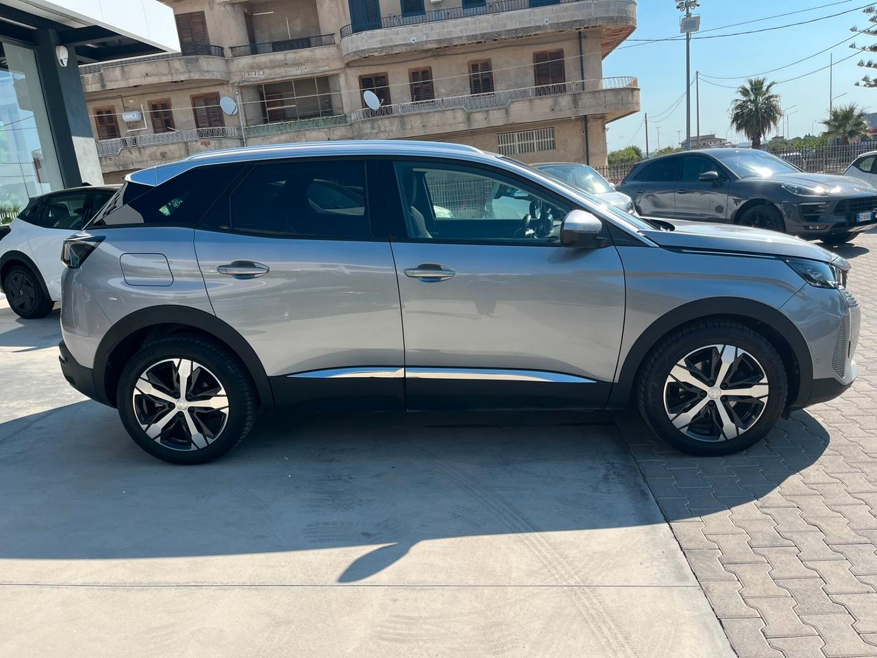 Peugeot 3008 BlueHDi 130 S&S EAT8 Allure