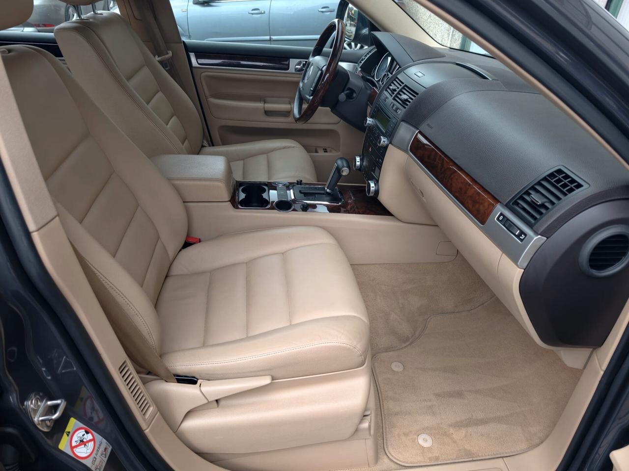 Volkswagen Touareg 3.0 TDI UNIPRO PERFETTO 2007