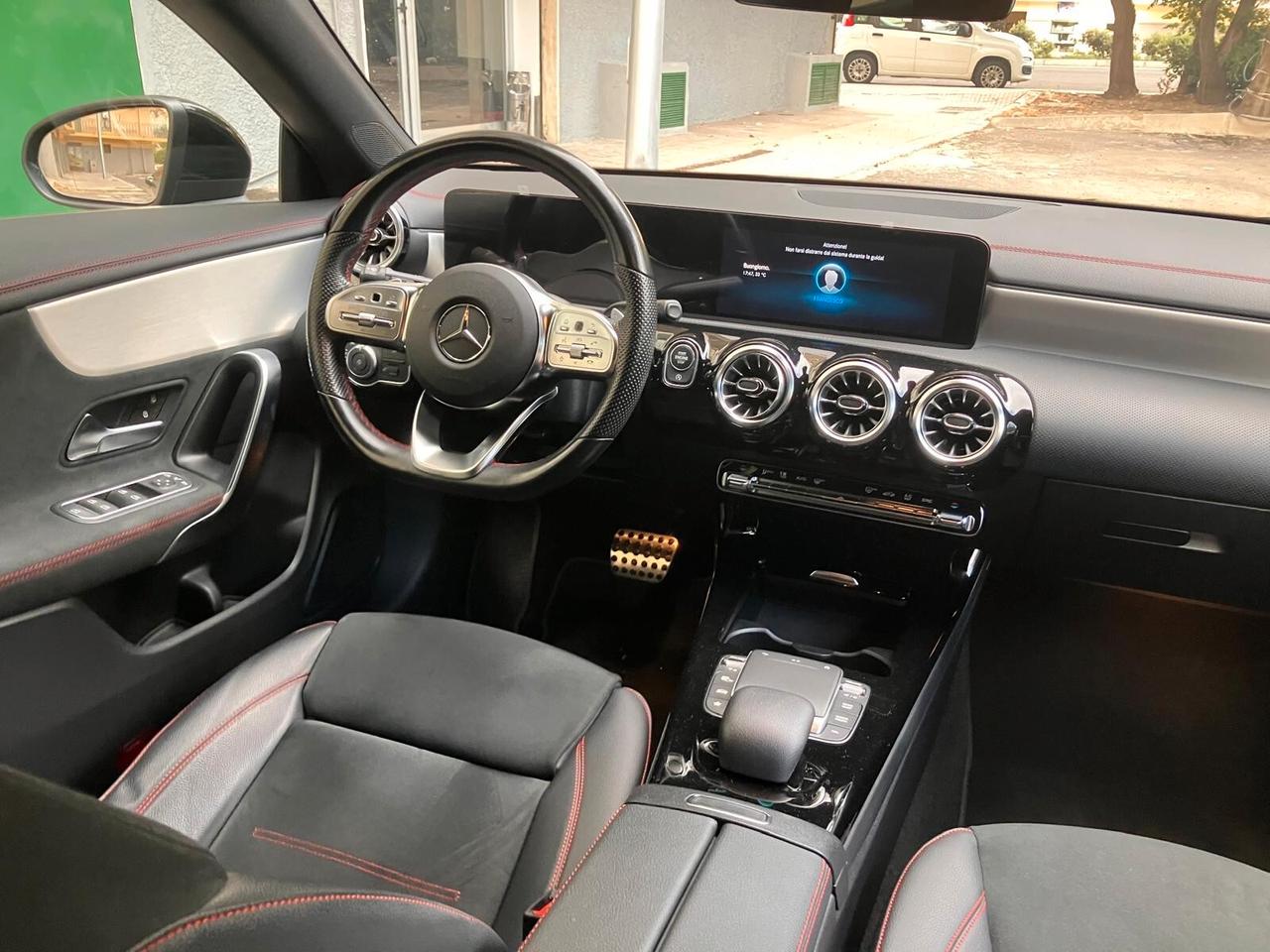 Mercedes-benz CLA 200 d Automatic Shooting Brake Premium con night pack unipro