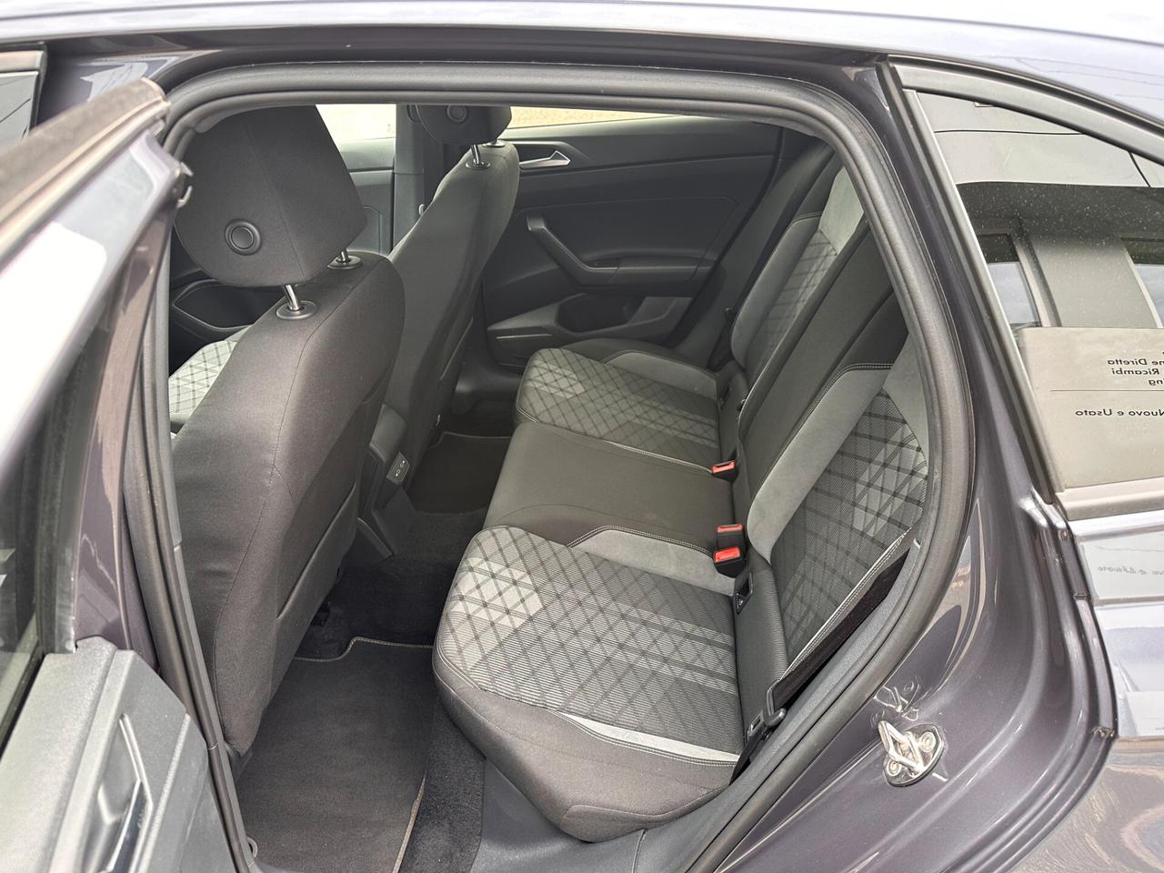 Volkswagen Taigo 1.0 TSI 115 CV R-Line