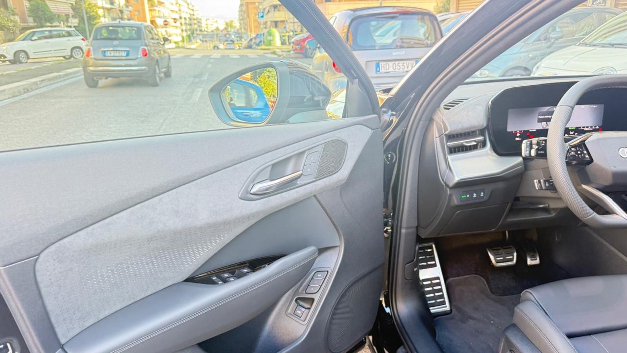 Audi Q3 SPB 35 TDI S tronic line edition MATRIX TETTO APRIBILE PACCHETTO AMBIENTE KAMERA 360 PELLE PDC