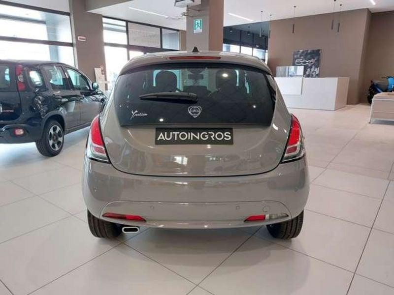 Lancia Ypsilon 1.0 hybrid Alberta Ferretti NUOVA DA IMMATRICOLARE