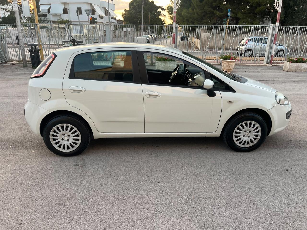 Fiat Punto Evo 1.4 5 porte Dynamic Natural Power
