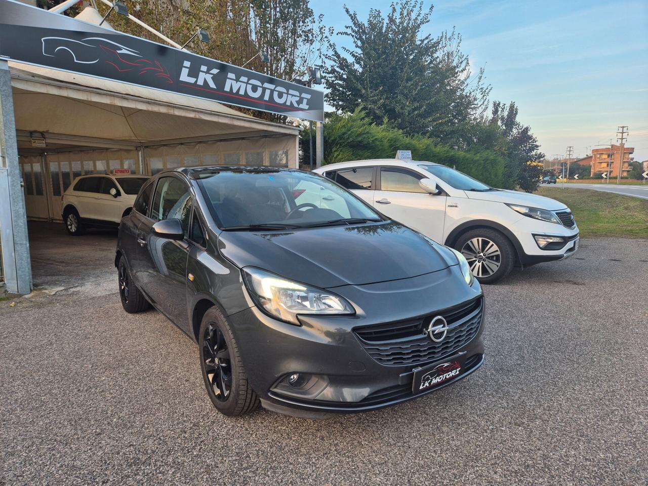 Opel Corsa 1.4 90CV GPL Tech 3 porte Black Edition