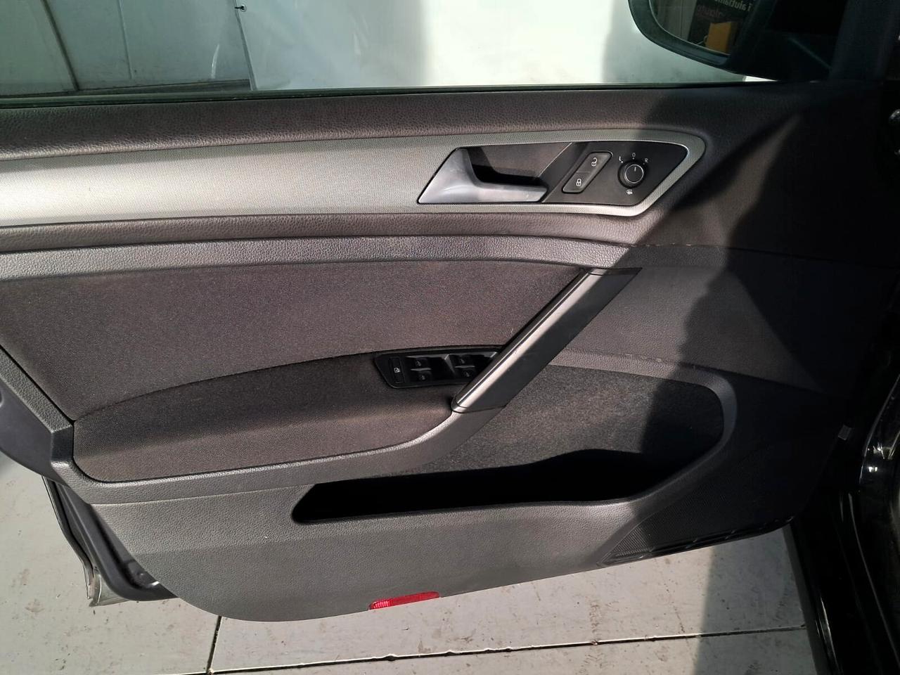 Volkswagen Golf Variant 1.6 TDI 115 CV Trendline BMT