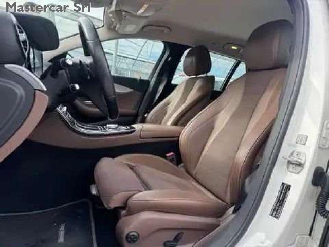 MERCEDES-BENZ E 220 d 194cv SW Sport auto Cruise Adattivo - FP040RE
