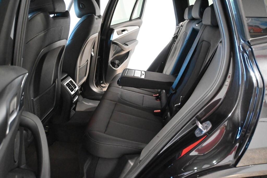 BMW X3 18D 150CV STEPTRONIC 48V S-DRIVE M-SPORT ( FARI LED ADATTIVI - BMW DIGITAL COCKPIT - CLIMA TRIZONA - NAVI - MIRROR - PARK ASSISTANT - TELECAMERA POST. - CERCHI 19 )