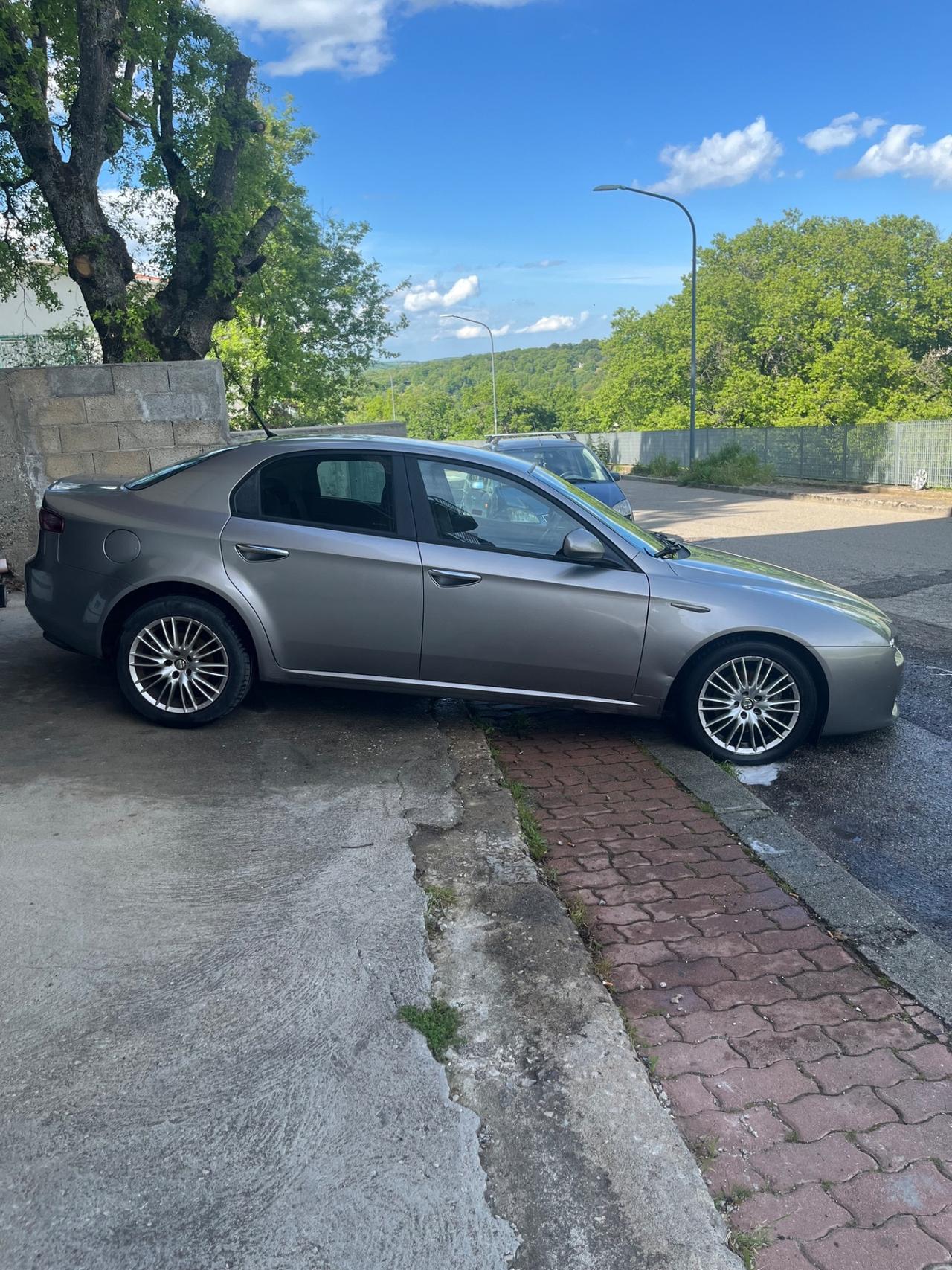 Alfa Romeo 159 1.9 JTDm 150CV Distinctive Q-Tronic