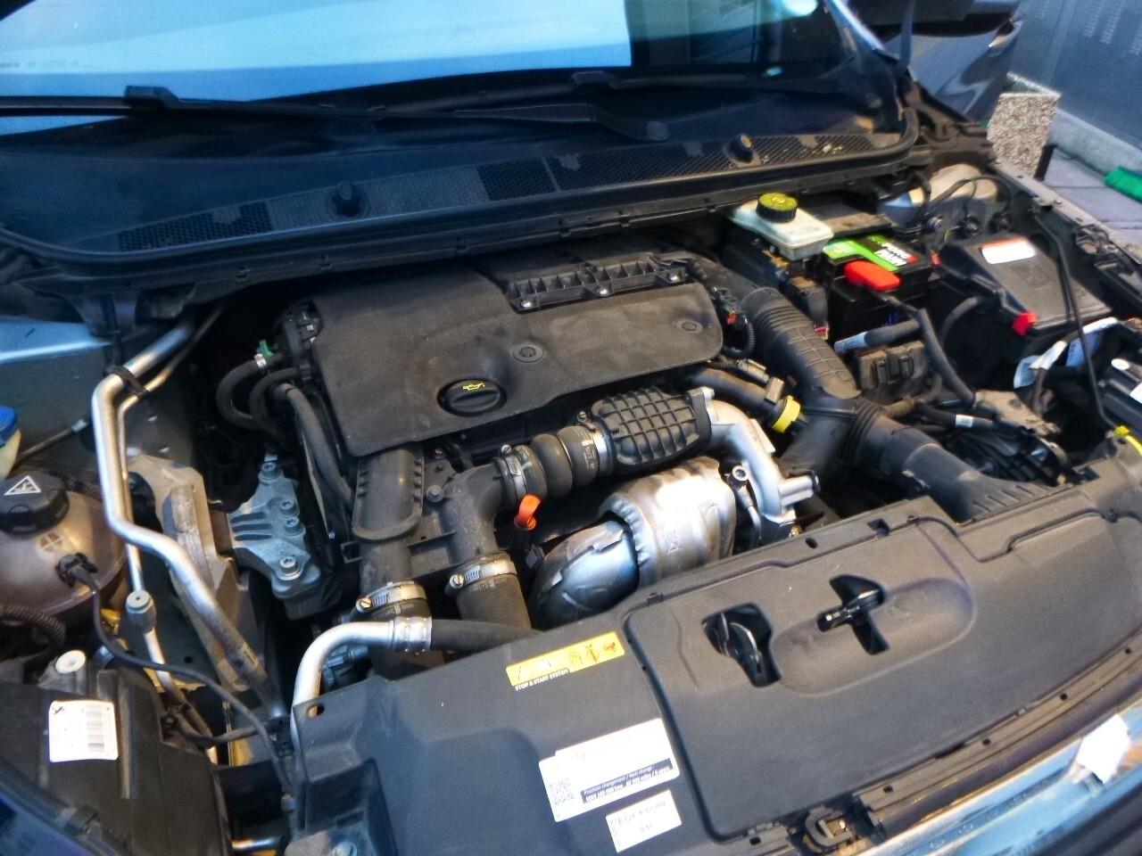 Peugeot 308 BlueHDi 100 S&S SW Business