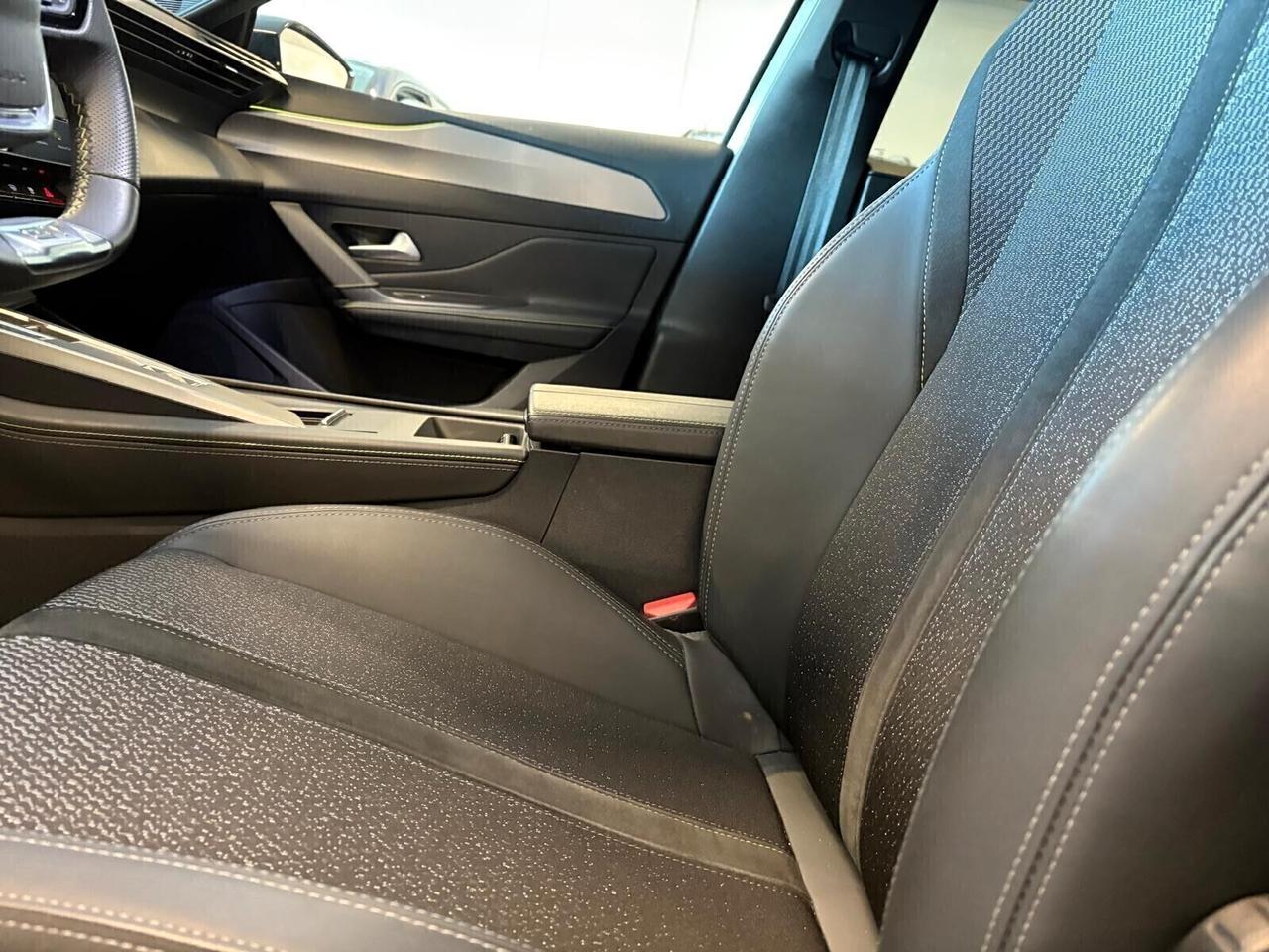 Peugeot 308 GT Hybrid 145 e-DCS6 SPOTICAR