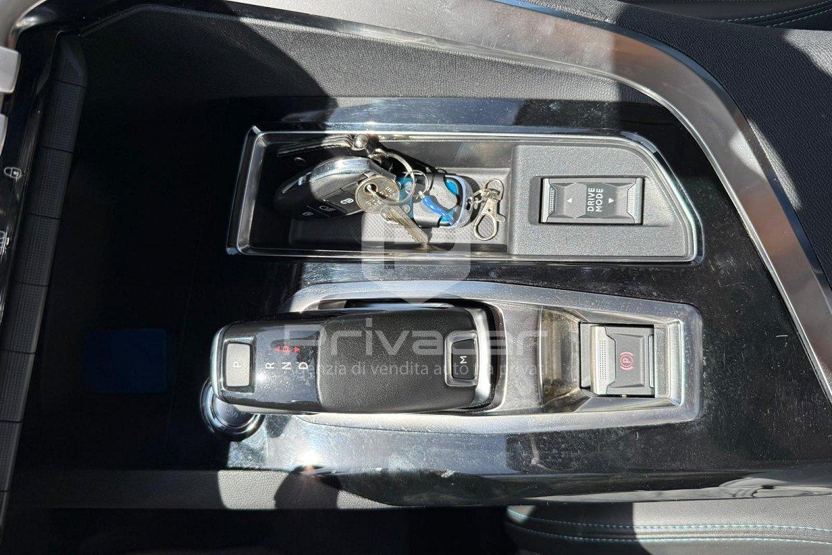 PEUGEOT 3008 BlueHDi 130 S&S EAT8 Allure Pack