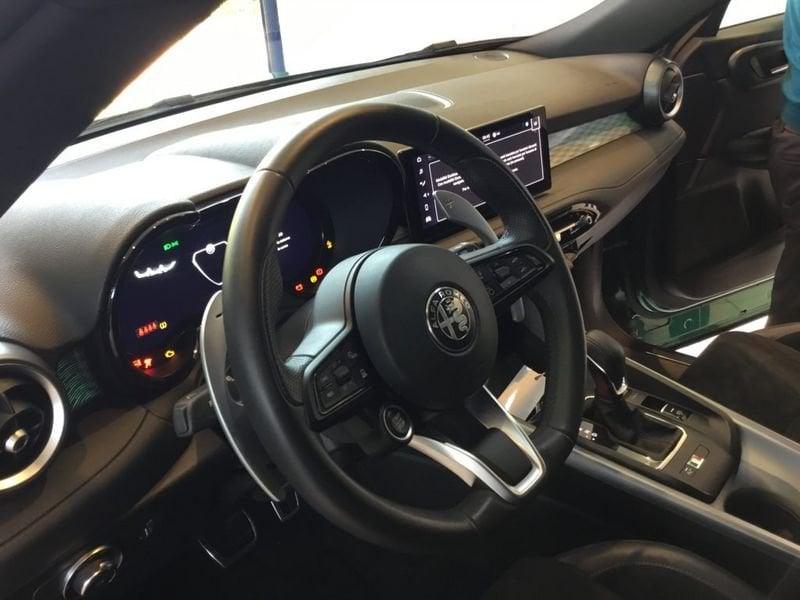 Alfa Romeo Tonale 1.3 280CV PHEV AT6 Veloce MY22