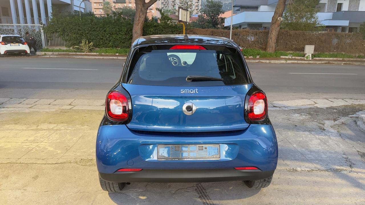 Smart ForFour 70 1.0 Passion