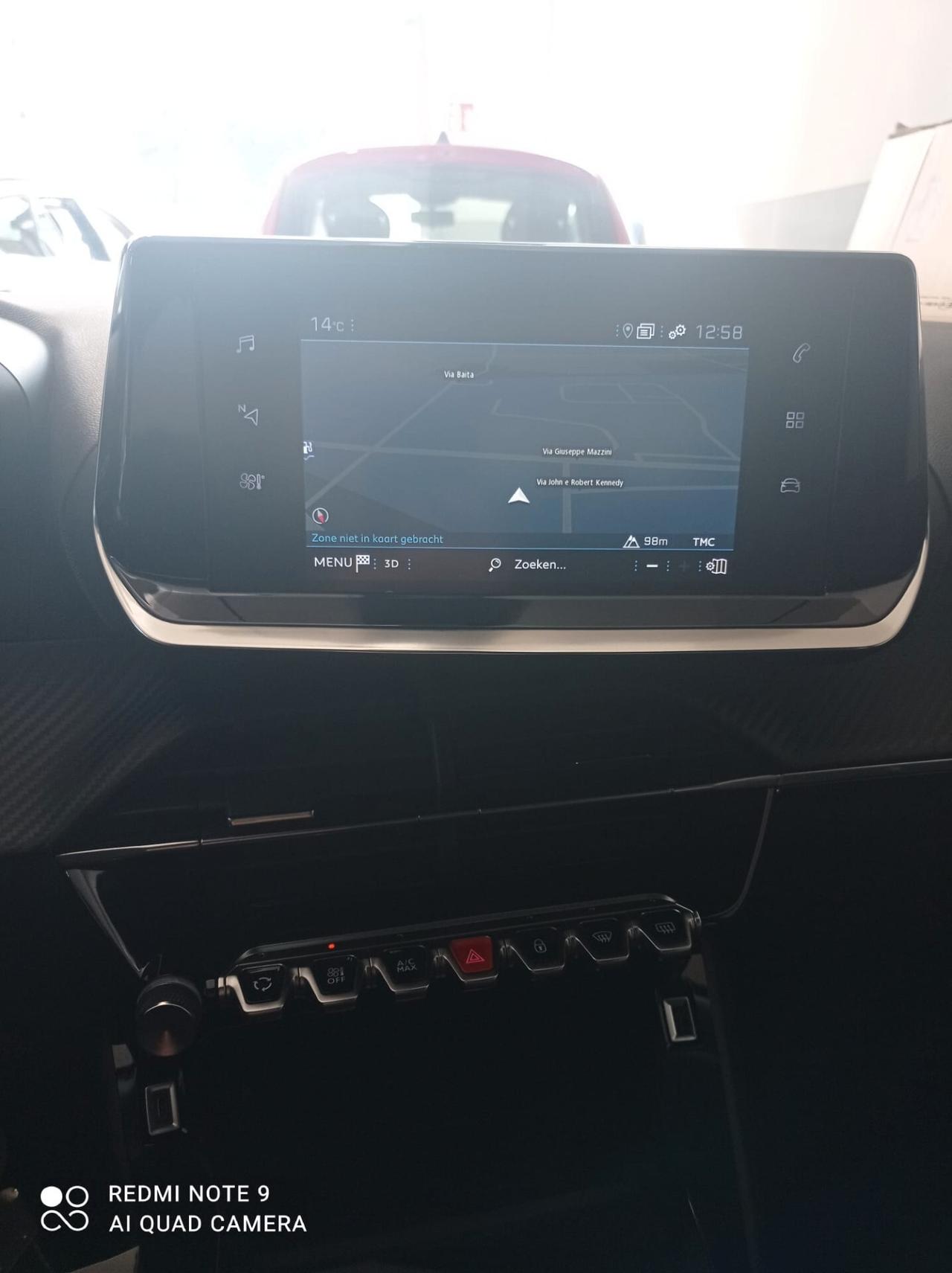 Peugeot 2008 PureTech 100 S&S Active Pack