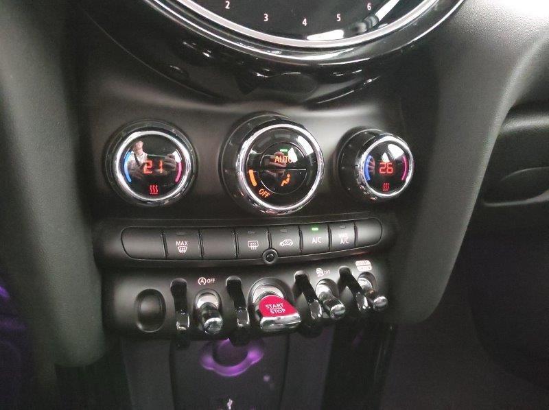 MINI Mini 5 porte (F55) - Mini 1.5 Cooper Classic 5 porte