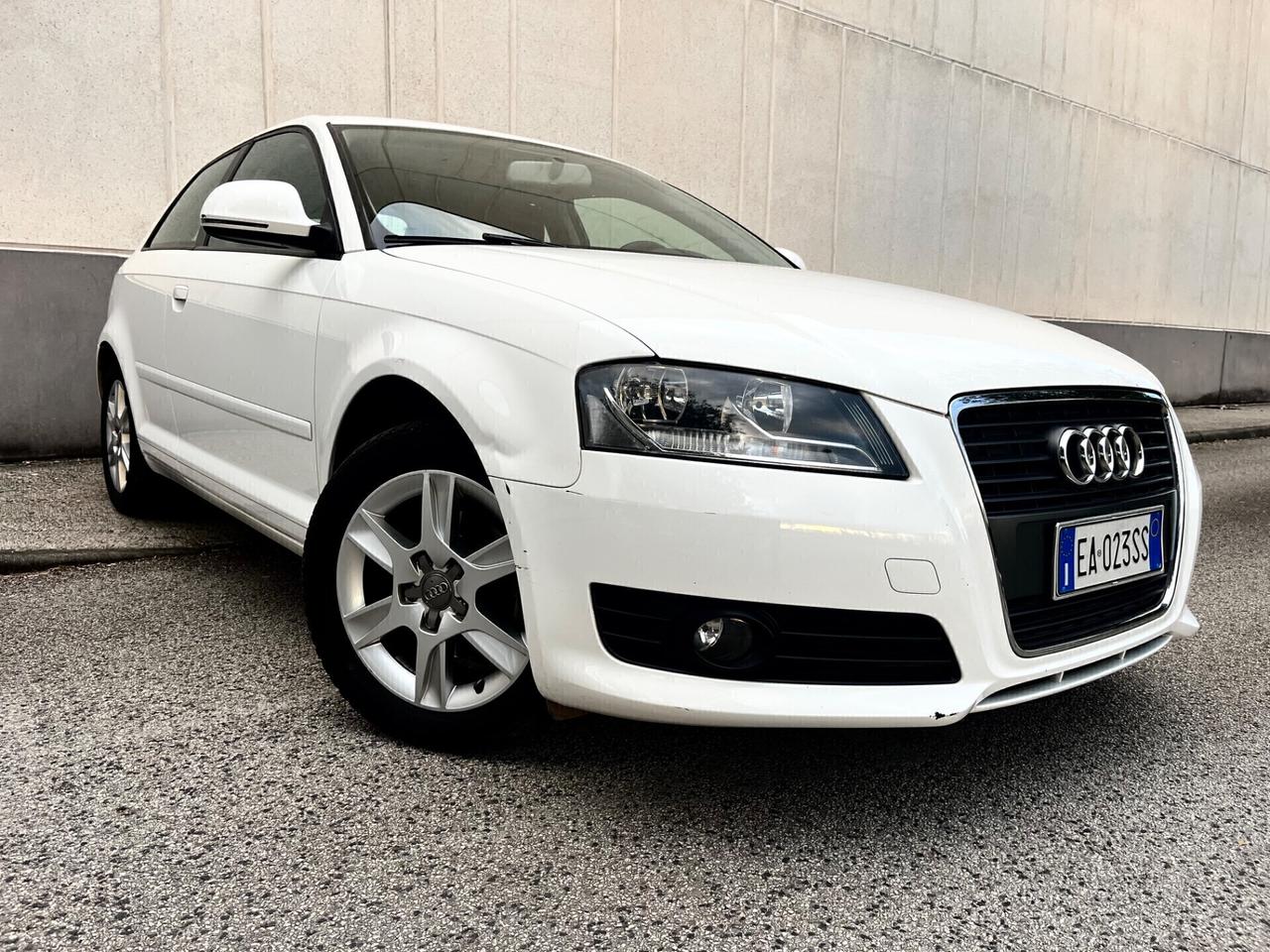 Audi A3 1.6 TDI 90CV Ambition ANCHE NEOPATENTATI