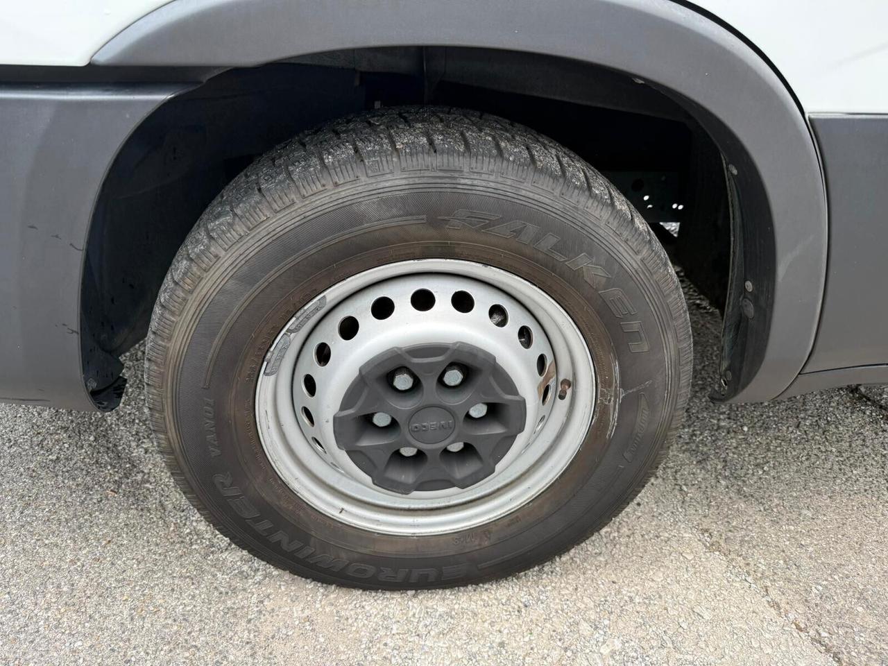 IVECO DAILY 35S14 LH2 PASSO 3520 UNICO PROPRIETARIO
