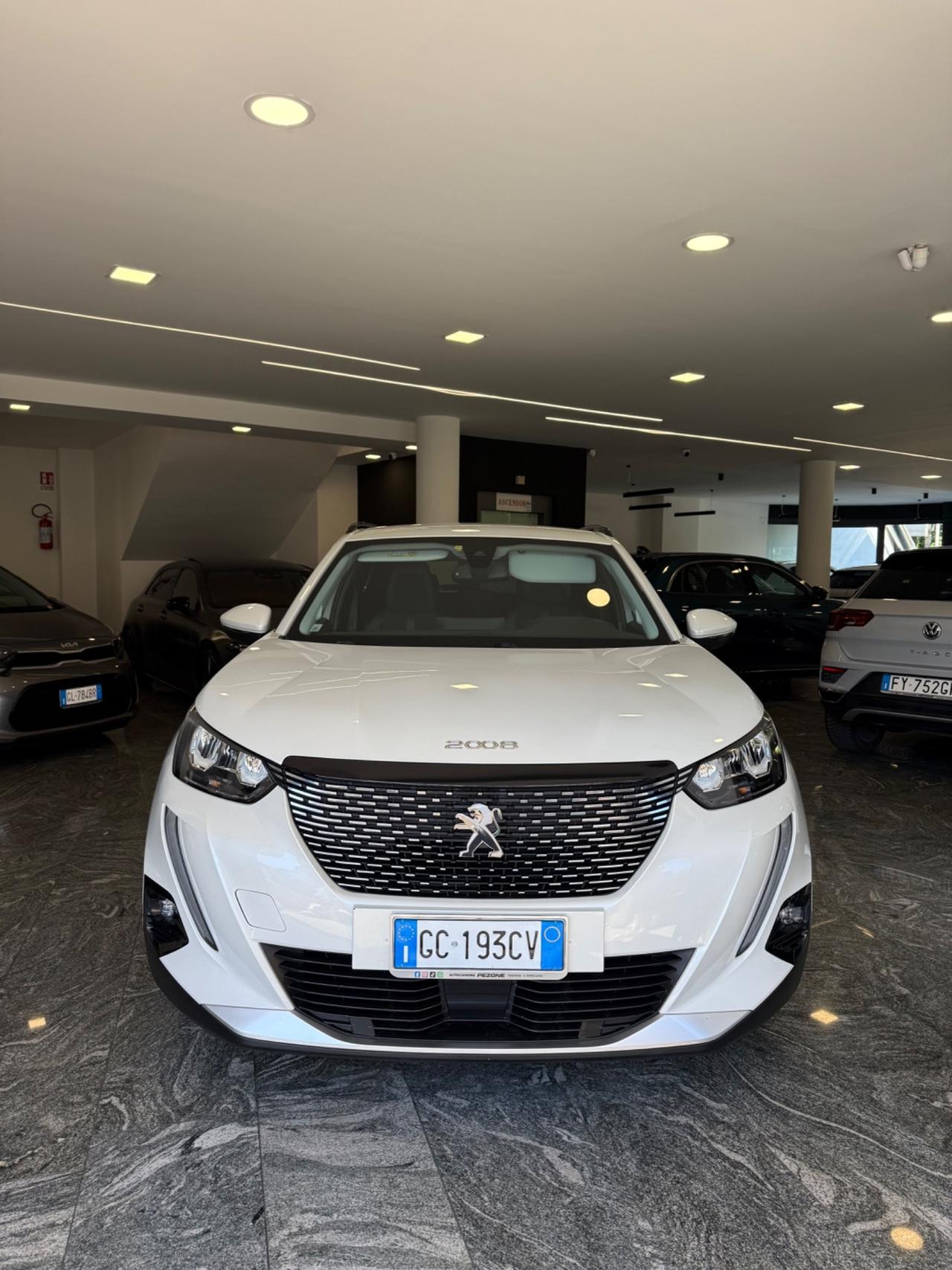 Peugeot 2008 BlueHDi 130 S&S EAT8 Allure Navi Pack